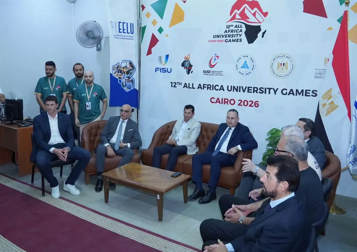 جانب من زيارة الوزير