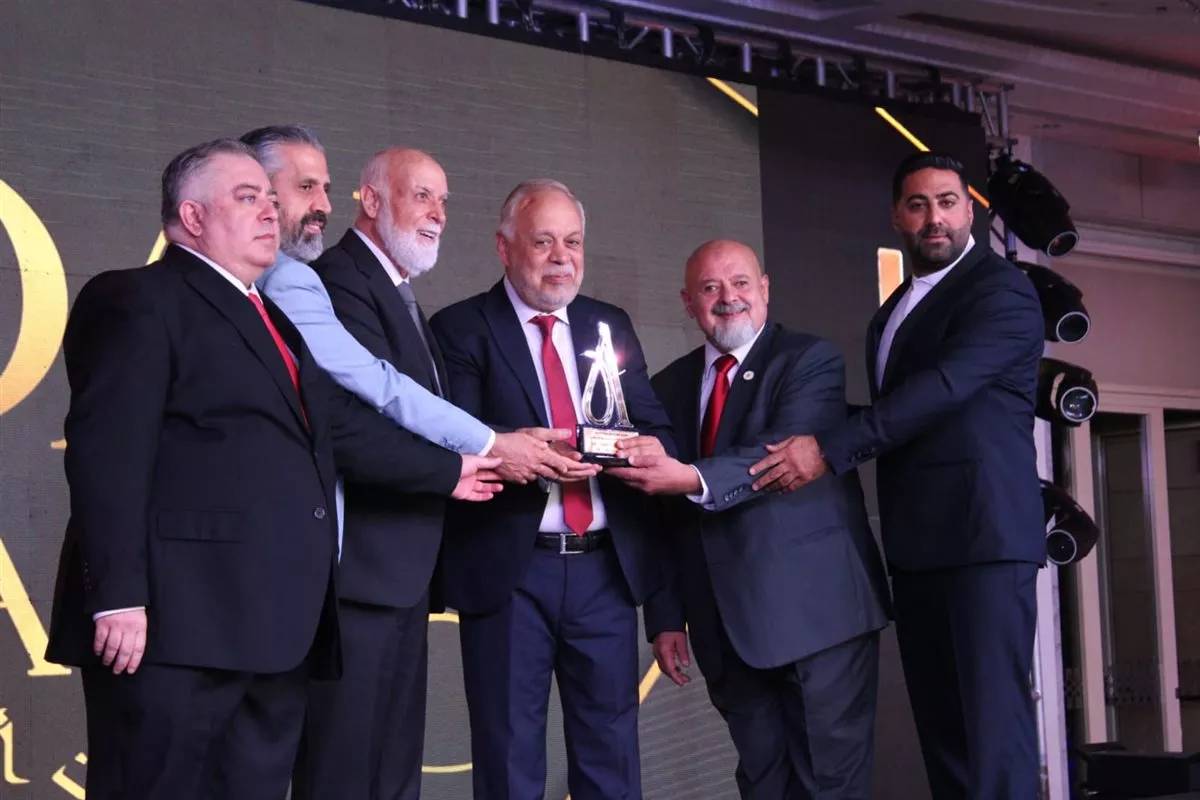 تكريم أشرف زكي في مهرجان الأفضل ببيروت