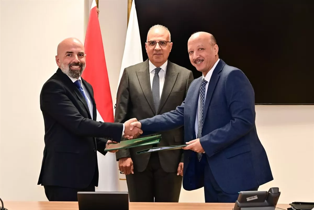 جانب من مراسم التوقيع