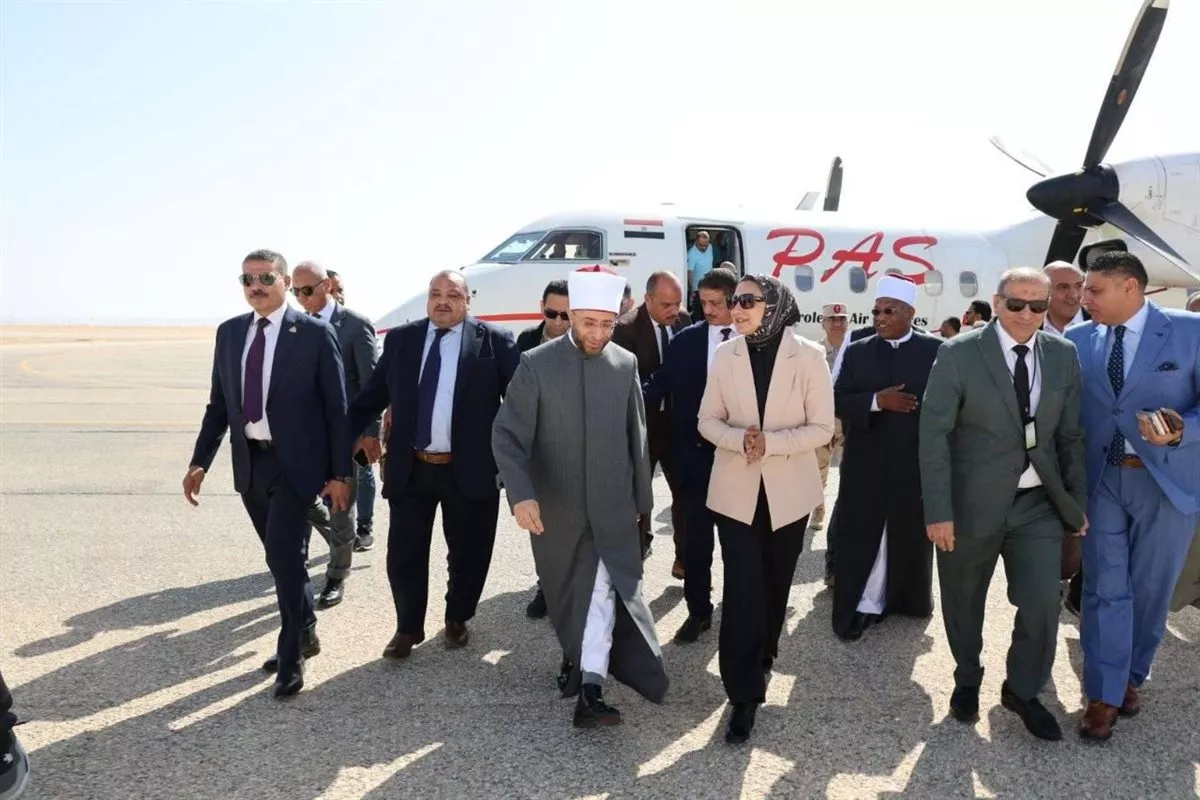 جانب من زيارة الوزير