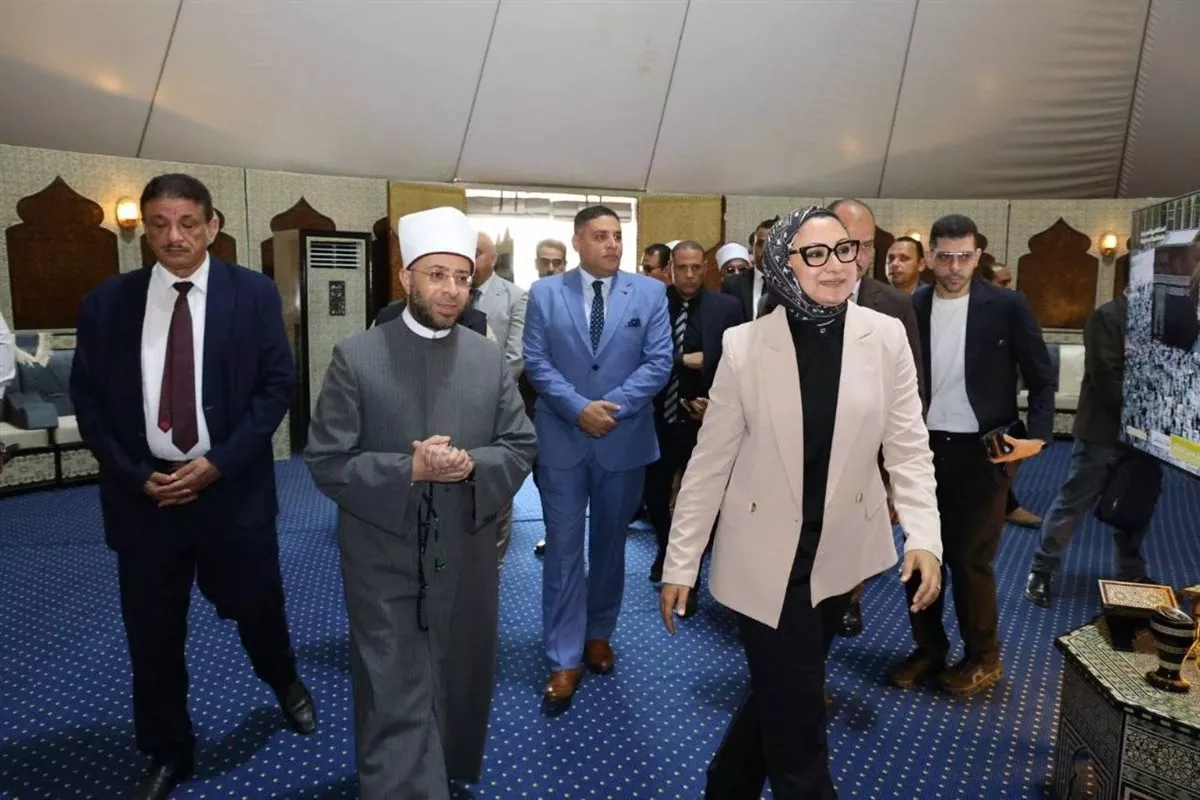 جانب من زيارة الوزير