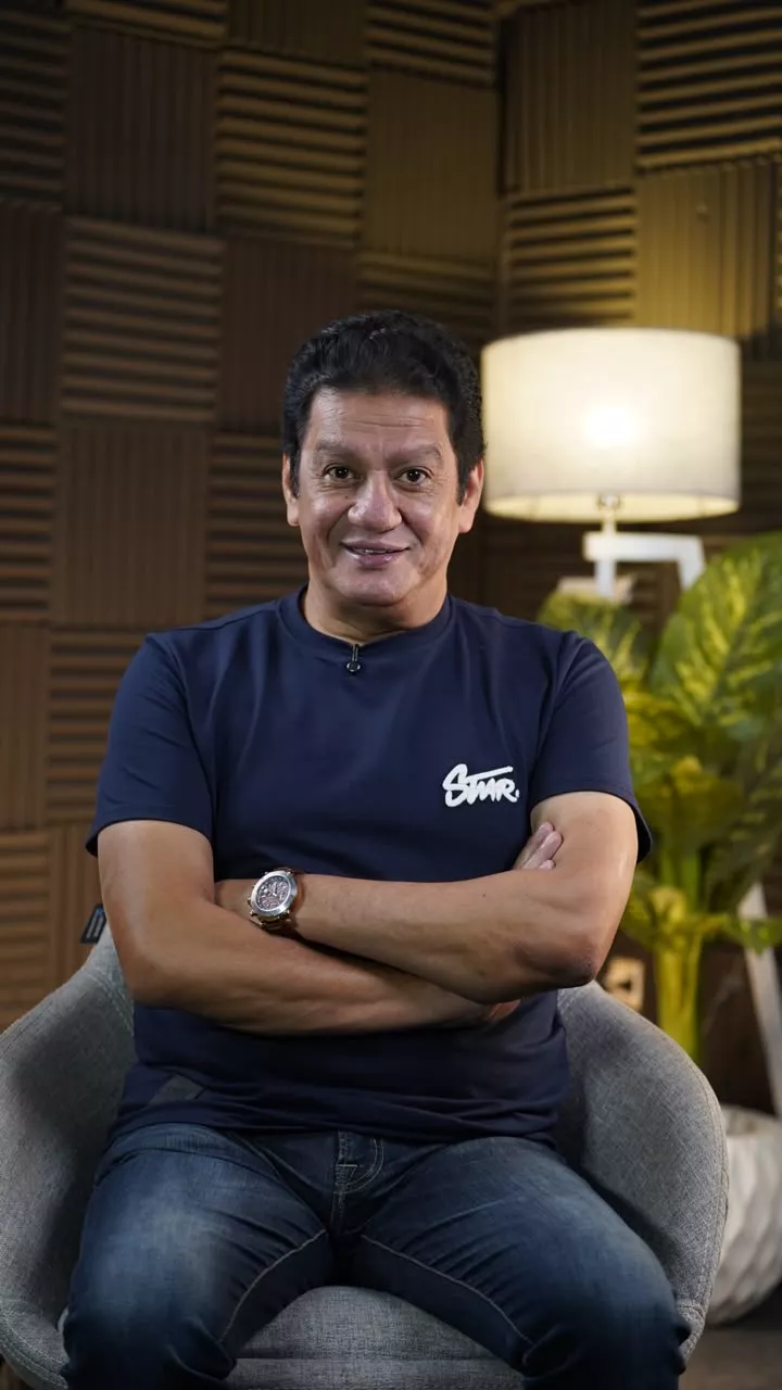 خالد محمود في حواره مع موقع “نيوز رووم”