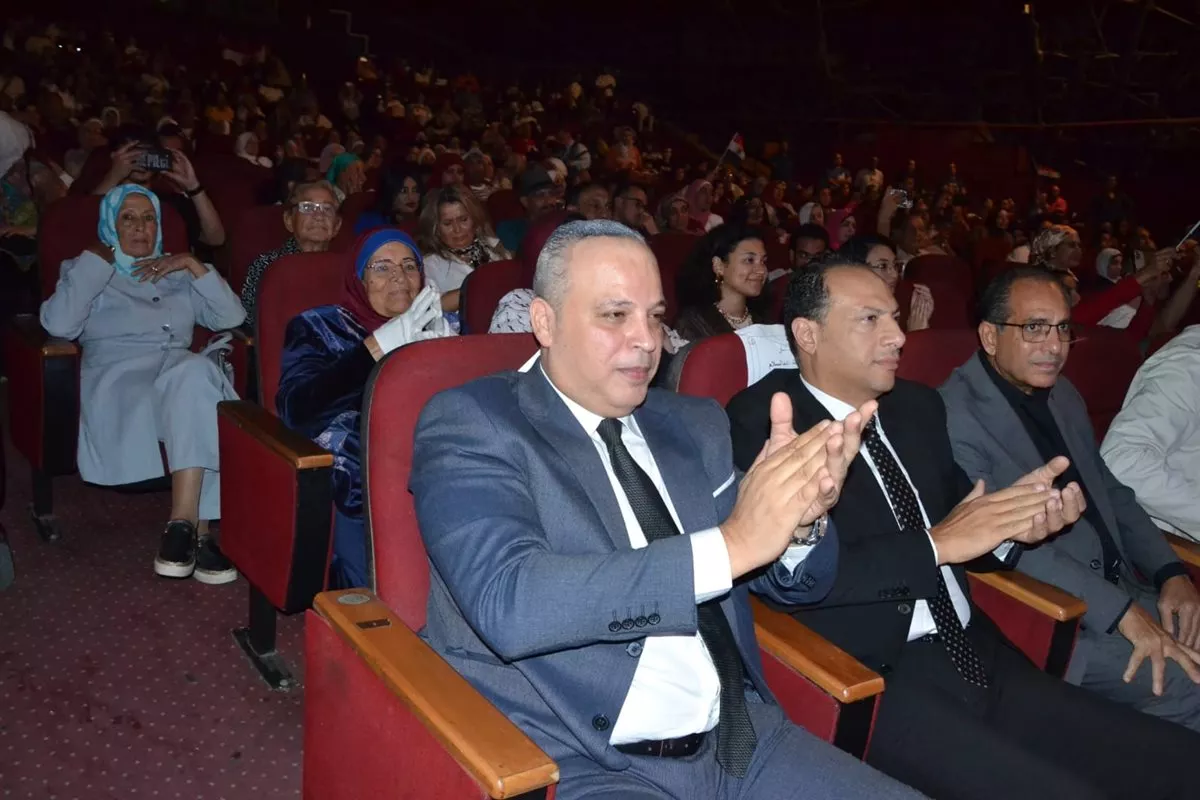 احتفالية ذكرى نصر أكتوبر على مسرح البالون
