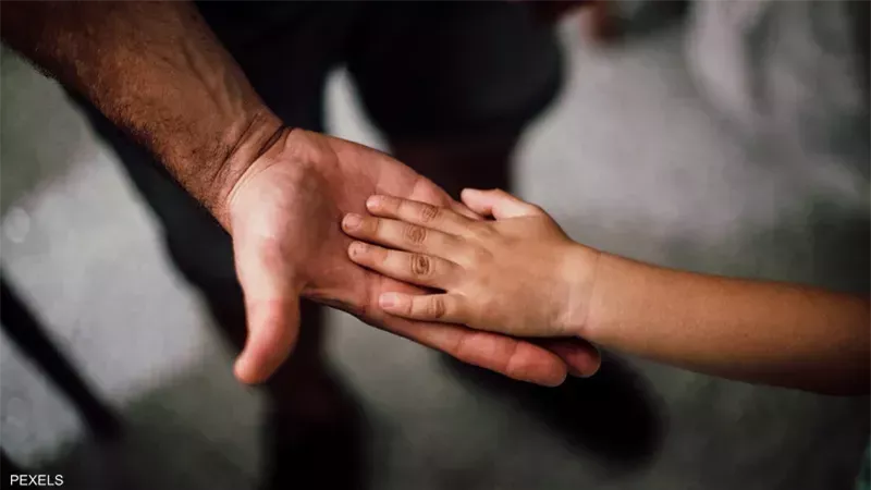 النيابة تأمر بإحالة طفلة الصف للطب الشرعي.. زوج أمها السبب