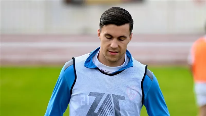 الزمالك يفكر فى قطع إعارة لاعبه المحترف
