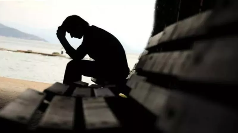 اكتئاب شتوي وحزن خريفي.. علاقة الطقس بالحالة النفسية والمزاجية 