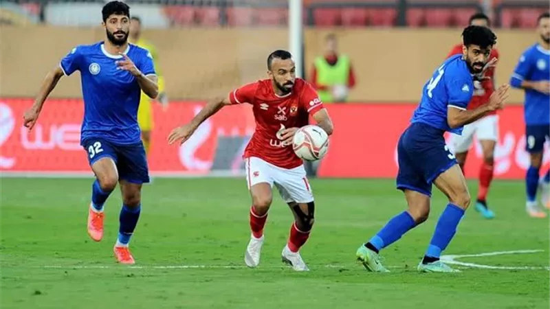 بثنائية إمام عاشور وأفشة.. الأهلي يتصدر جدول الدوري بفوز مثير على سموحة