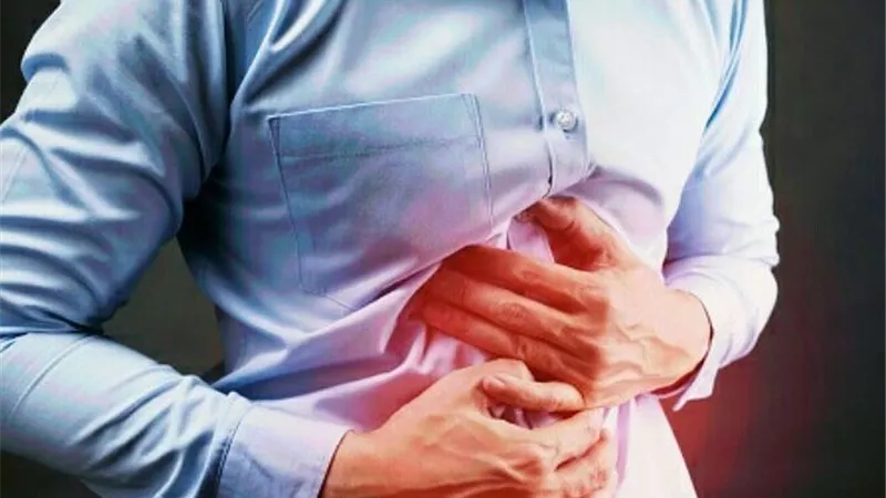 حصوات المرارة.. الأسباب والأعراض والعلاج بدون جراحة 
