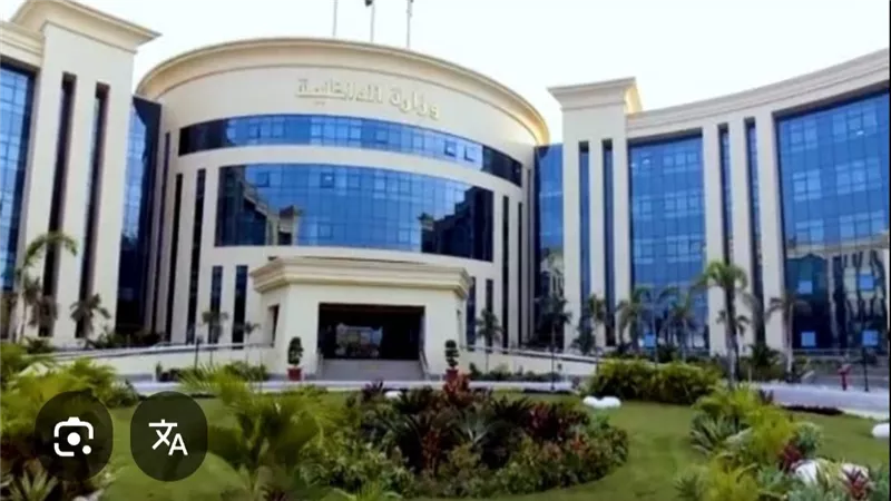جهود مكثفة لضبط المتهمين بسرقة محل مجوهرات تحت تهديد السلاح بالعجوزة 