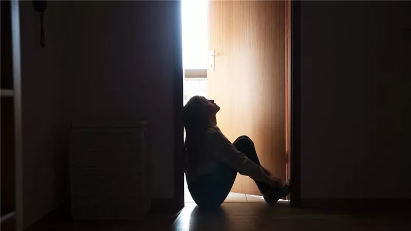 الاكتئاب.. الأعراض وطرق الوقاية وعلاقته بالمشي 