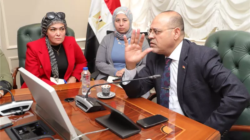 كيف تستعد وزارة العمل لاختبارات الفحص للعمالة الموسمية للحج؟