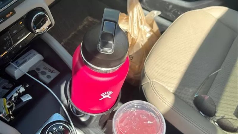احذر من ترك هذه الأشياء في السيارة