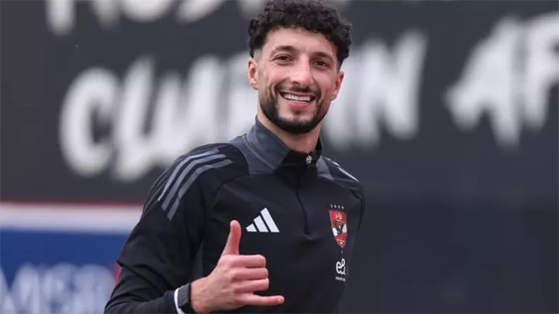 أحمد حسن: الأهلي وافق على بيع وسام أبو علي.. والبديل محلي