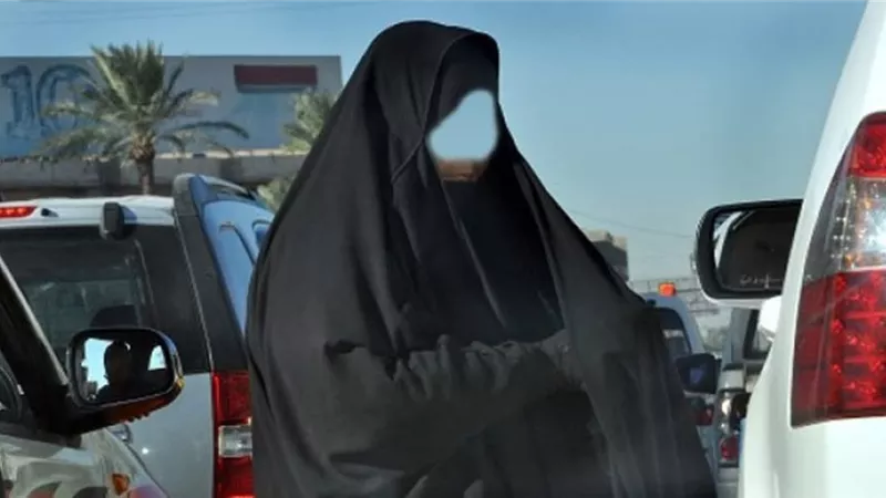 حكم إعطاء الصدقة للمتسولين في الشوارع.. هل يجب التأكد قبل التصدق؟