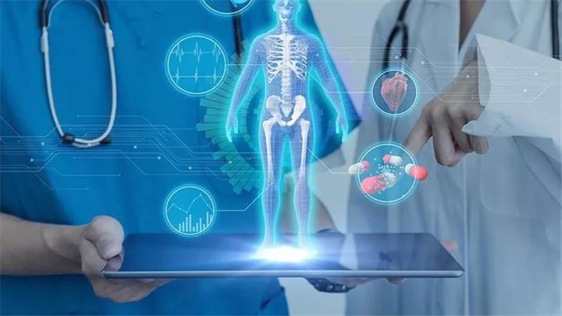 هل يتفوق الذكاء الاصطناعي على الأطباء في التشخيص؟ قصة حقيقية من بريطانيا