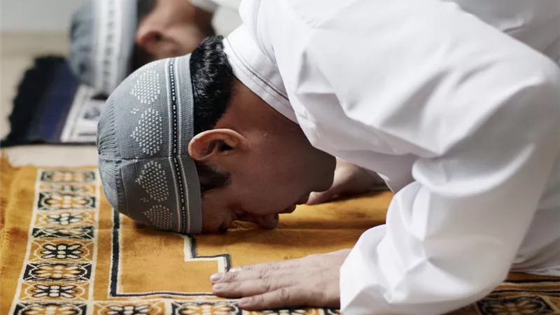 أحب العمل إلى الله.. اعرف مواقيت الصلاة اليوم السبت وموعد أذان المغرب 