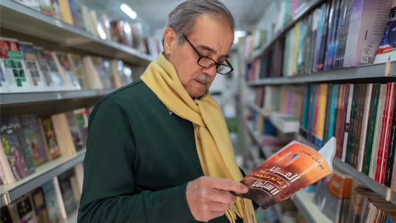 عودة الكتب المحظورة إلى أرفف المكتبات السورية.. فصل جديد بعد سقوط الأسد