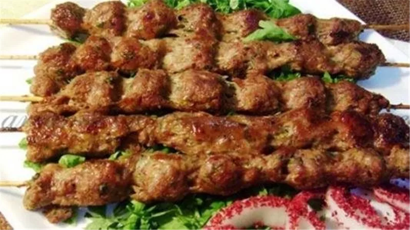 طريقة عمل الكباب في المنزل بسهولة تامة