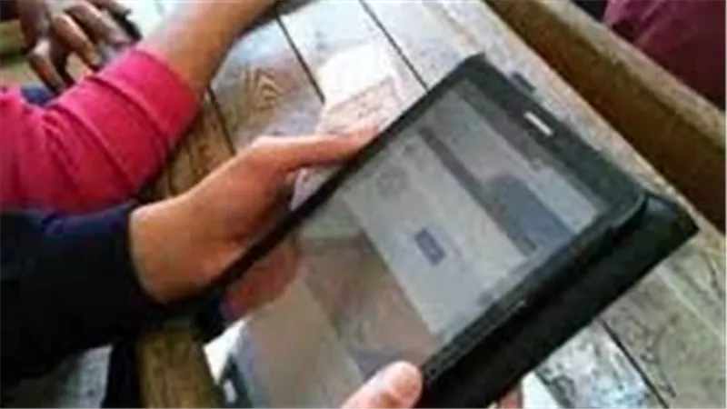 التربية والتعليم تحدد شروط تسليم أجهزة التابلت لطلاب الصف الأول الثانوي 