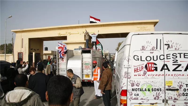 الاتحاد الأوروبي يعلن استئناف مهمة مراقبة معبر رفح بين غزة ومصر