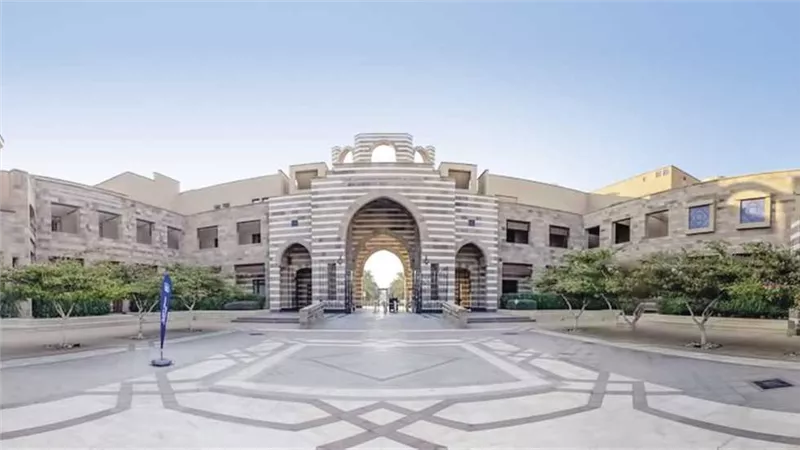 دينا أبو الفتوح: الجامعة الأمريكية تسعى لحل أزمة طلاب المرحلة التمهيدية وتأمل في دعمهم