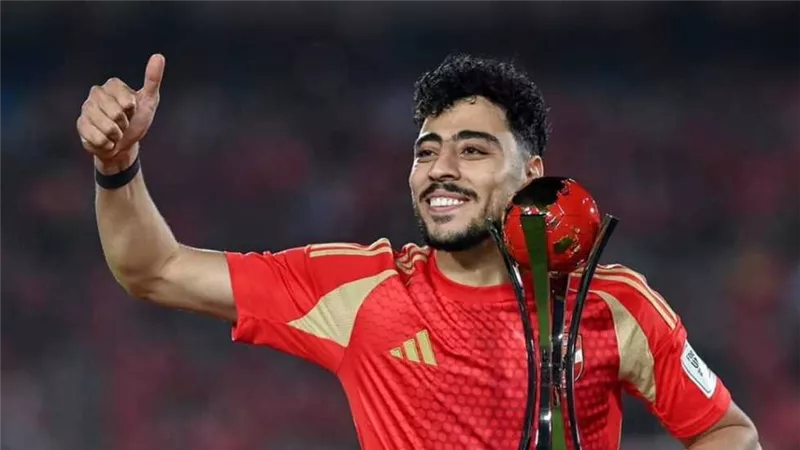 أكرم توفيق يظهر في حسابات عماد النحاس أمام سيراميكا في الدوري 