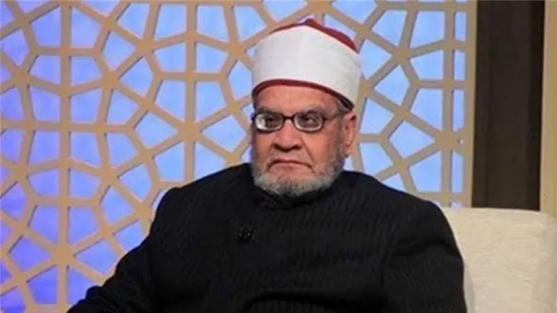 لا يوجد عذاب في القبر.. أحمد كريمة يرد على شريف مدكور