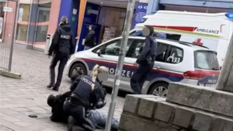 اعتقال طالب لجوء سوري بعد حادث هجوم بالسكين في النمسا