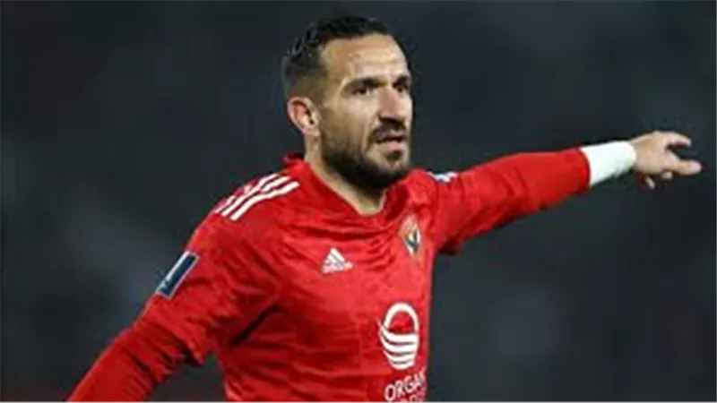 شوبير يكشف مفاجاة بشان اسبتعاد علي معلول من قائمة الفريق 