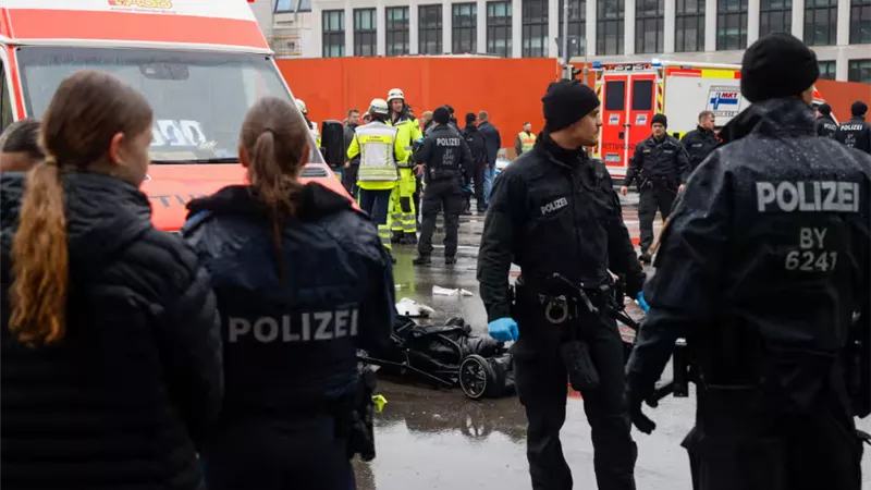 إصابة 28 شخصا جراء حادث دهس لتجمعا لنقابات العمال في ألمانيا 