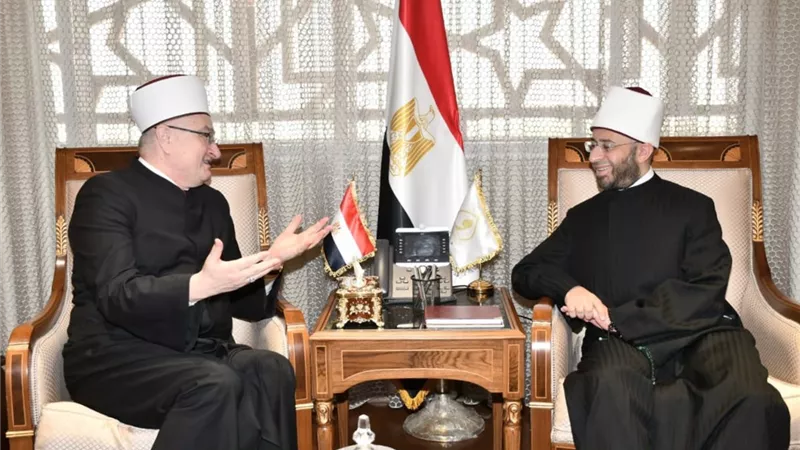 شددا على رفض تهجير الفلسطينيين.. وزير الأوقاف يستقبل مفتي كرواتيا