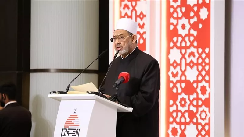 شيخ الأزهر: لا مسوغ للصراع المذهبي بين السنة والشيعة والخلاف بينهما لا يعني الكفر