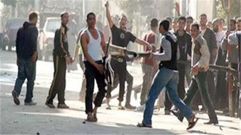 إصابة طالب في مشاجرة بأسلحة بيضاء أمام المدرسة بكرداسة