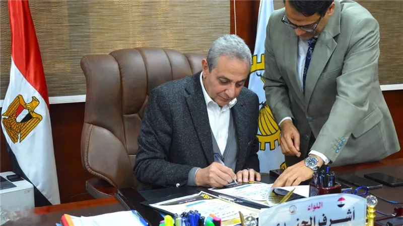 محافظ الغربية يقلب موازين الإدارات التعليمية بحركة تنقلات كبرى