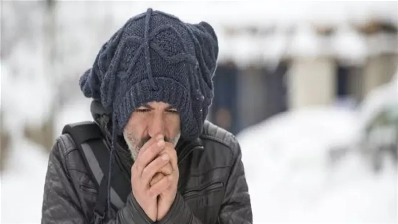 انتشار موجة من الفيروسات التنفسية بين الأطفال.. وخبير يوضح  طرق الوقاية