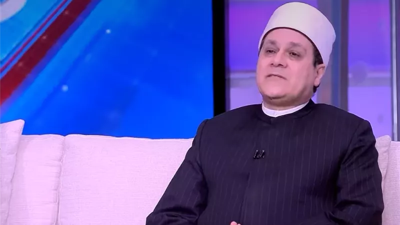 مظهر شاهين يسخر من صراع نجوم الدراما: اتفقوا على «رقم واحد»
