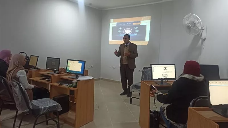 الأزهر يدرب موجهي التكنولوجيا على الذكاء الاصطناعي لمواكبة تطورات التعليم