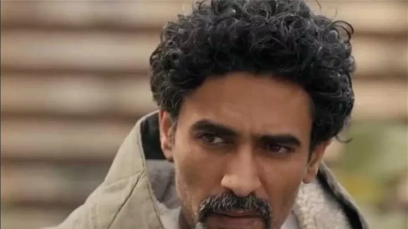 محمد علاء وصبري فواز ضيفا شرف مسلسل العتاولة 2| خاص