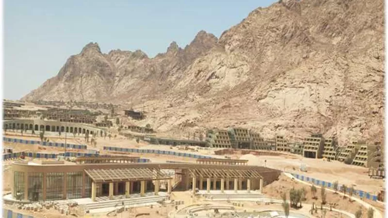 محافظ جنوب سيناء: مشروع تطوير منطقة التجلي هدية مصر للعالم