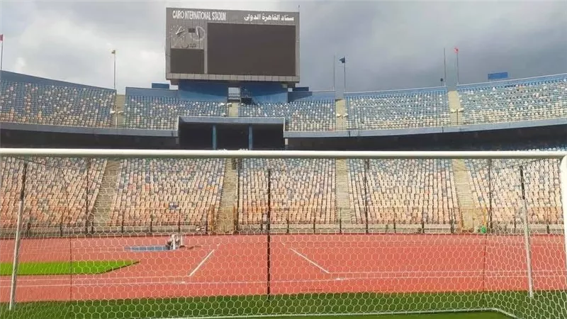 استاد القاهرة على أتم الاستعداد لاستضافة اللقاء المرتقب بين الأهلي والزمالك