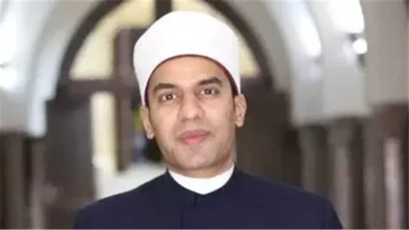 إمام مسجد السيدة زينب: الدعاء سلاح الأقوياء والصيام طريق لتحقيق التقوى(فيديو)