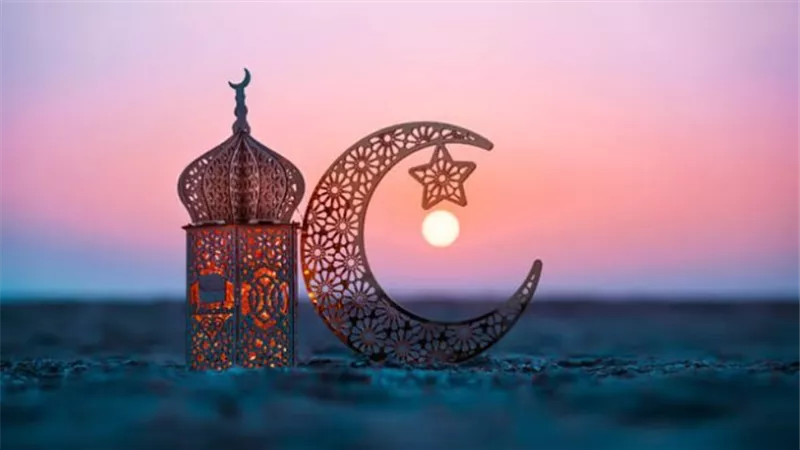 خبير نفسي: الأيام الأولى من رمضان اختبار للإرادة وضبط النفس (فيديو)
