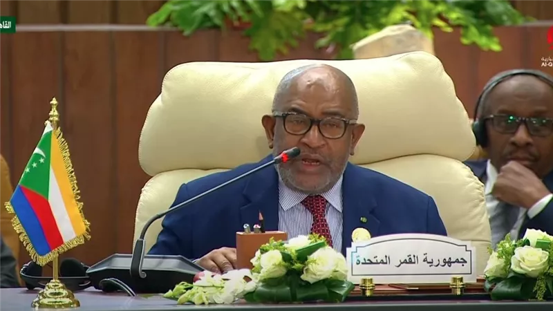 رئيس جزر القمر: ندين الاعتداءات على غزة وندعم الخطة المصرية لإعادة الإعمار