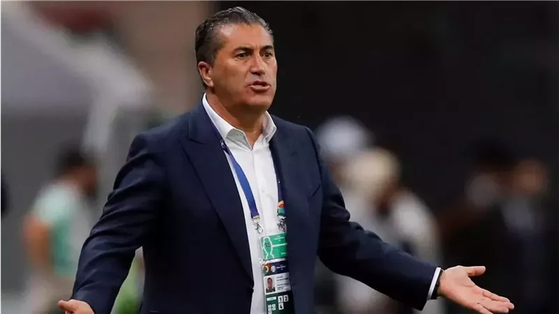 بيسرو يطالب اللاعبين بغلق ملف مباريات الدوري مؤقتاً