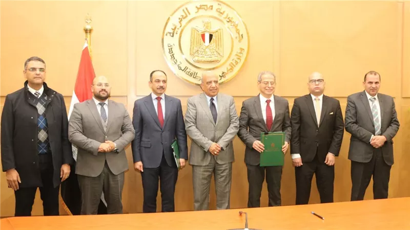 تعاون بين الكهرباء والأوقاف لترشيد استهلاك الطاقة بالمساجد والمباني الخدمية وتحسين كفاءتها
