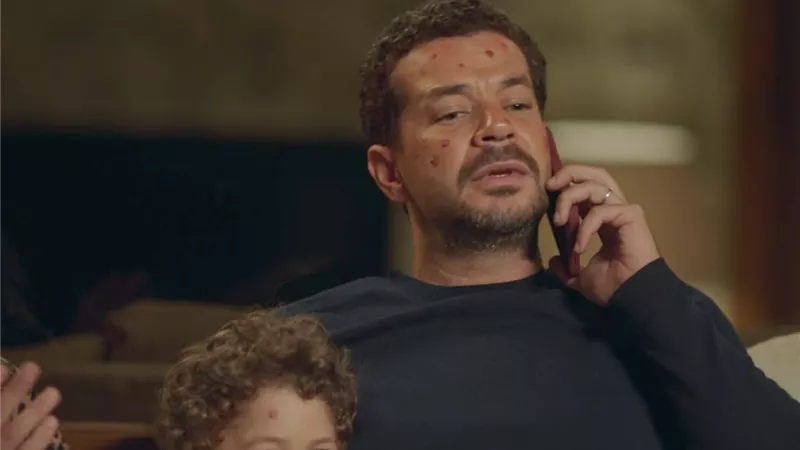 الحلقة 6 من مسلسل كامل العدد ++ .. إصابة شريف سلامة بالحصبة 