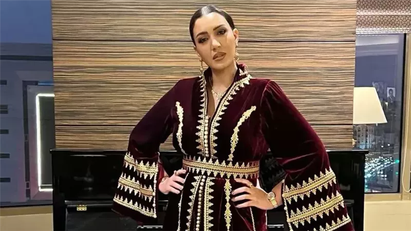 في خطوات بسيطة.. تحويل القفطان الصيفي إلى شتوي |صور