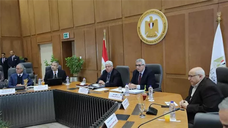 موعد نهاية الترم الثاني بالجامعات.. متي تبدأ الامتحانات 2025؟