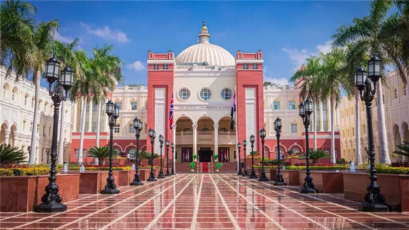  الجامعة البريطانية تطلق النسخة الخامسة من البرنامج الدولي لمحاكاة قمة المناخ 