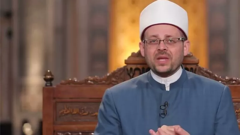 مفتاح القرب من الله.. عالم بالأوقاف: الصدقة و قراءة القرآن مصدر للنور في حياة الإنسان ( فيديو) 